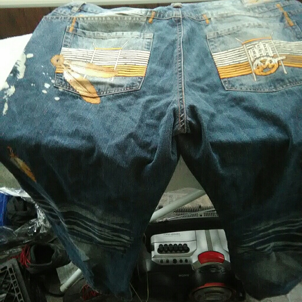 Jeans - Picture 2 of 2